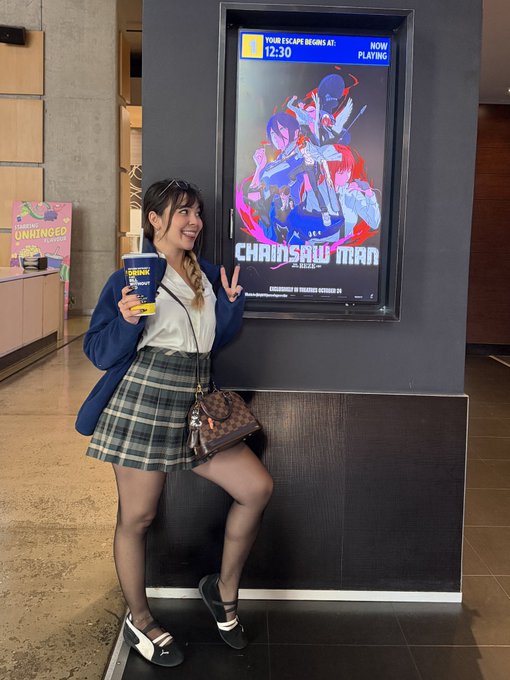 Movie was great 🥰 looks like I gotta do some cosplay 😈🩷 https://t.co/0x9OH7loCv