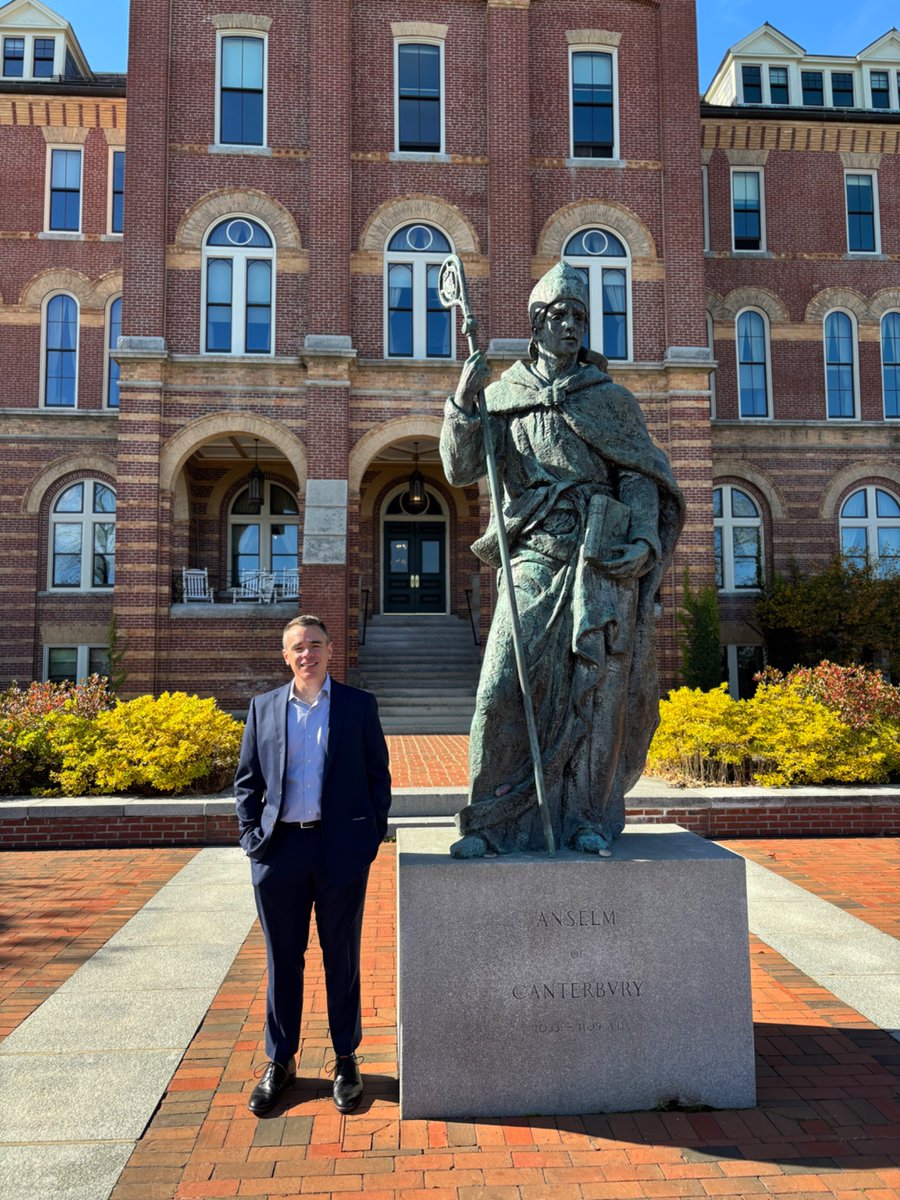 Grateful to <a href="/SaintAnselm/">Saint Anselm College</a> College Alumni Association for awarding me the Catholic Leadership Award earlier today! So nice to be back on campus on such a beautiful fall day, and to reconnect with so many friends. Congrats to all the awardees!