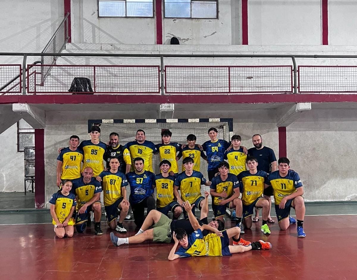 CatHandball1's tweet photo. ¡Última fecha de la Superliga! ✅

El sábado finalizamos nuestra participación en la Superliga 2025 de https://t.co/lOVD7deXoc.Bal, visitando a Esc. Bonifacia Los Toldos por la Fecha 4 (pendiente).

#VamosCATHandball 💙💛💙 https://t.co/AobQshro12