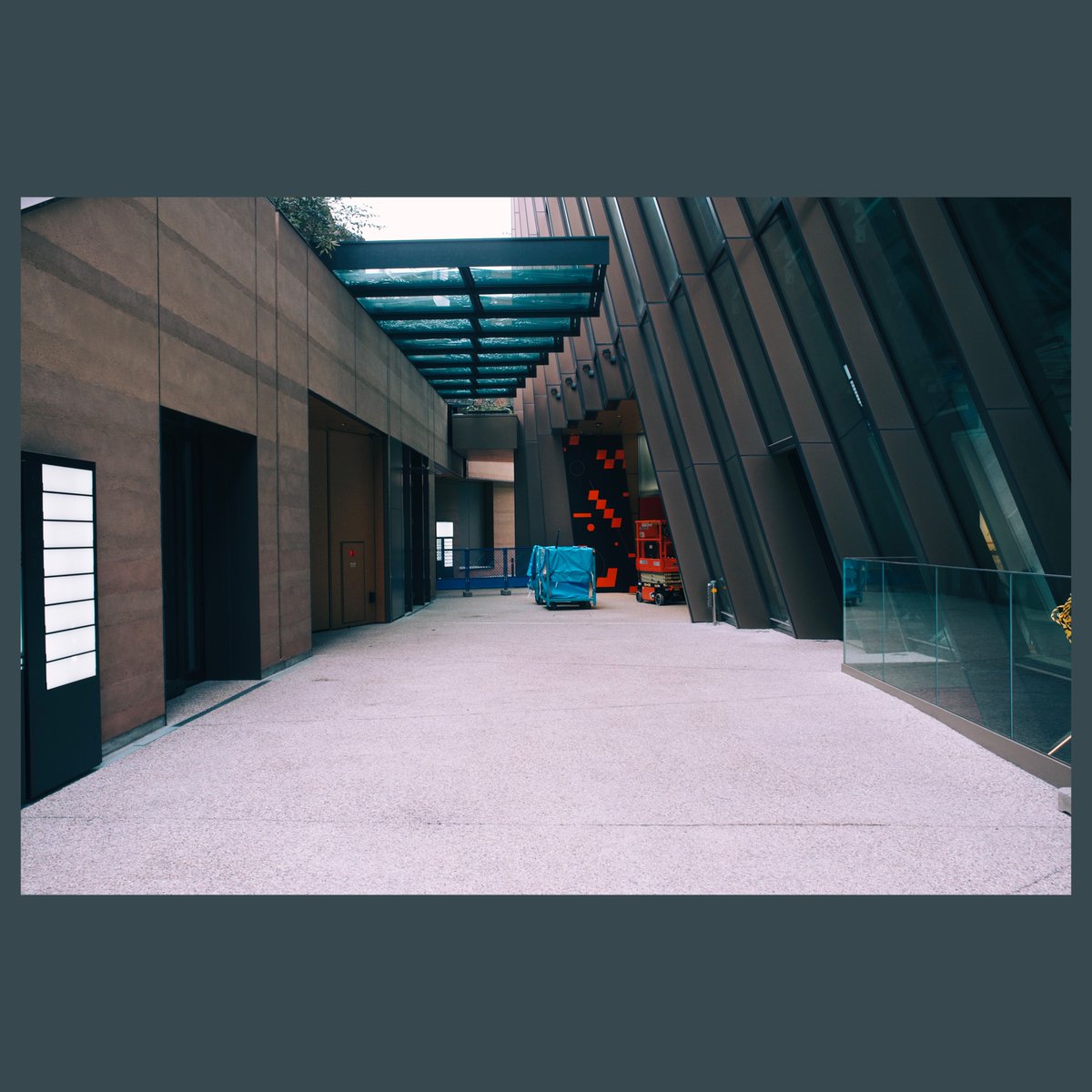 Bureau | Fuji X100 OG