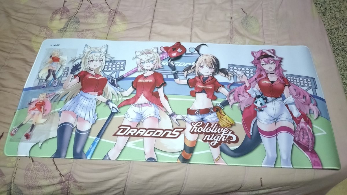 好玩了 
雖然沒開錯車子但。。。
手機快沒電（有插著沒充到）
錢包忘記帶（被遺忘在機車）
車輛快沒油。
（忘記9月有買這滑鼠墊）