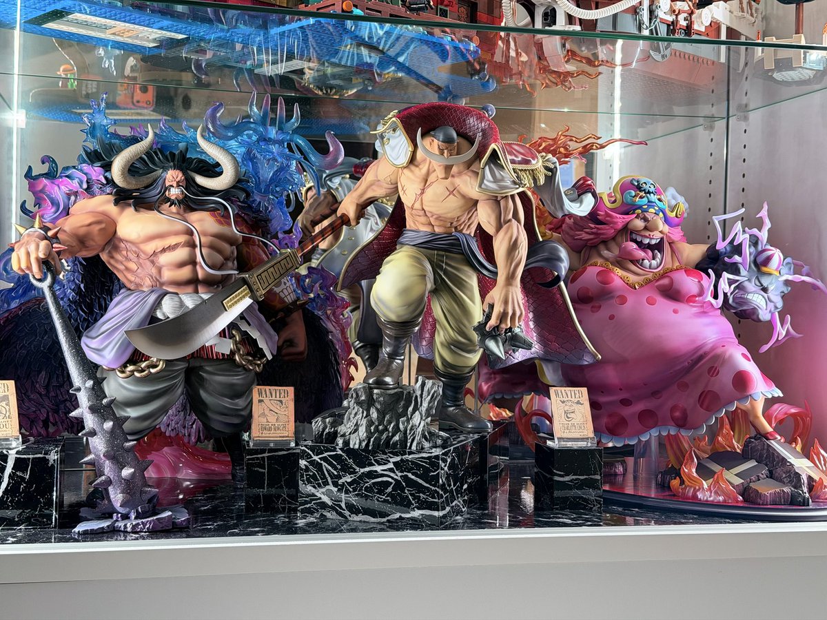 廃盤　コレクションラック　ブラック　JAJAN　充英アート　フィギュア棚　収納棚 廃盤 コレクションラック ブラック JAJAN 充英アート フィギュア棚 収納棚