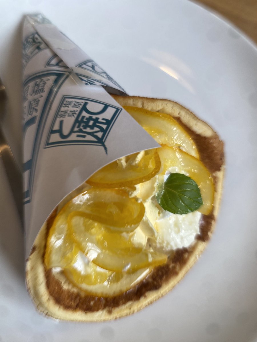 h19701004's tweet image. #W乗り甘味部
塩原温泉♨️名物とて焼き　レモン🍋
とイチゴ🍓
美味しい😋