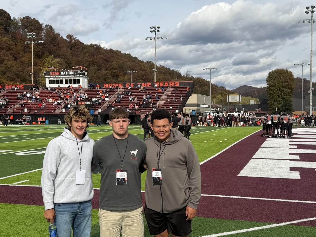 Thank you <a href="/CoachMikeHarris/">Coach Harris</a> for the game day visit yesterday! Had a great time watching the game and touring the campus! 
<a href="/UPIKEFOOTBALL/">UPIKE FOOTBALL</a> <a href="/CoachFipps/">Corey Fipps</a> <a href="/UPIKEAthletics/">UPIKE Athletics</a>
