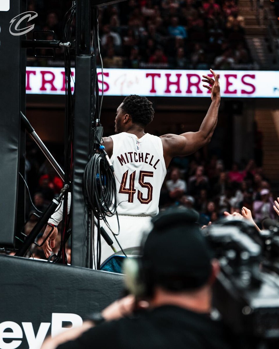 COUNT. IT. 

<a href="/spidadmitchell/">Donovan Mitchell</a> | #LetEmKnow