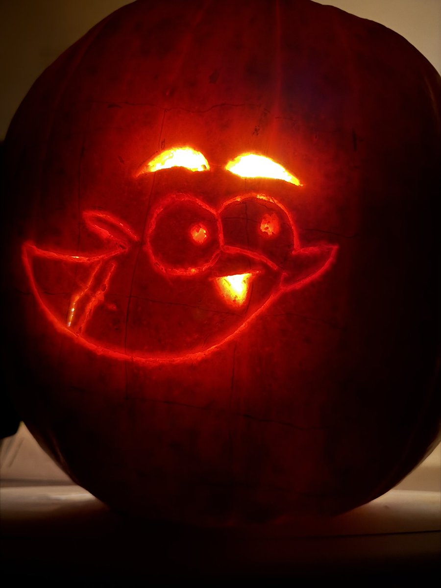 It was fun making a Popkins jack-o-lantern for Halloween this year! Here’s my cutie Lumi. #POMPKINS