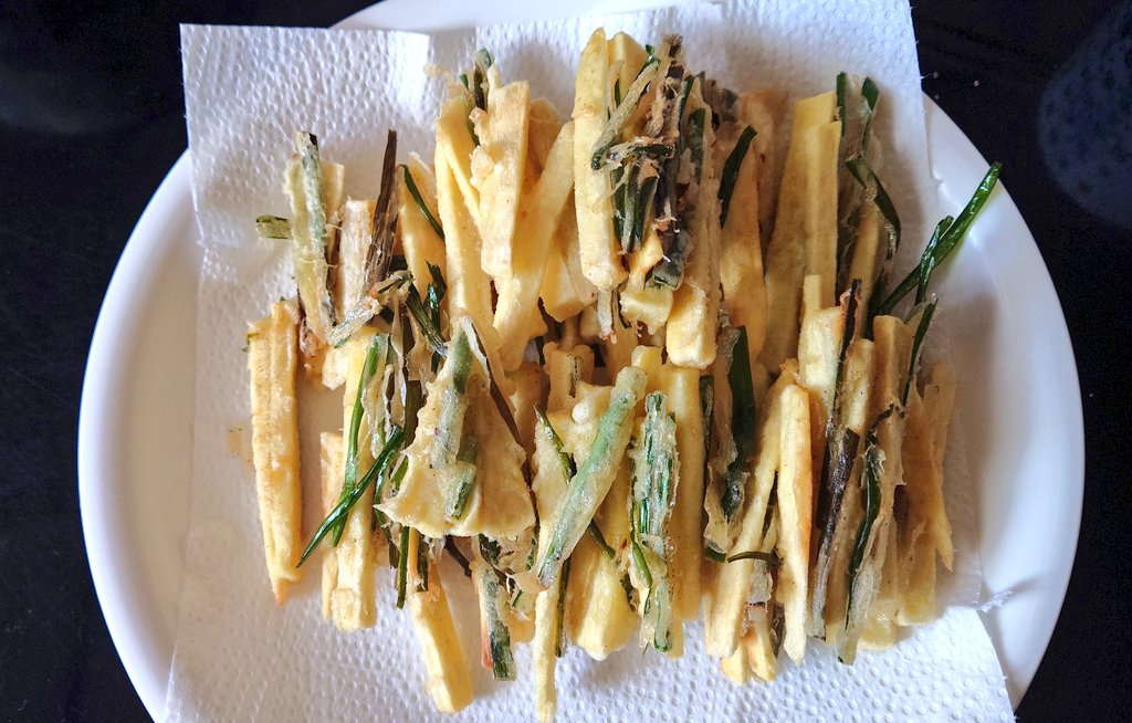 さつまいも沢山もらったので、母が沢山がね作ってくれた🙌✨
がね天美味しすぎていくつでも食べれる😋