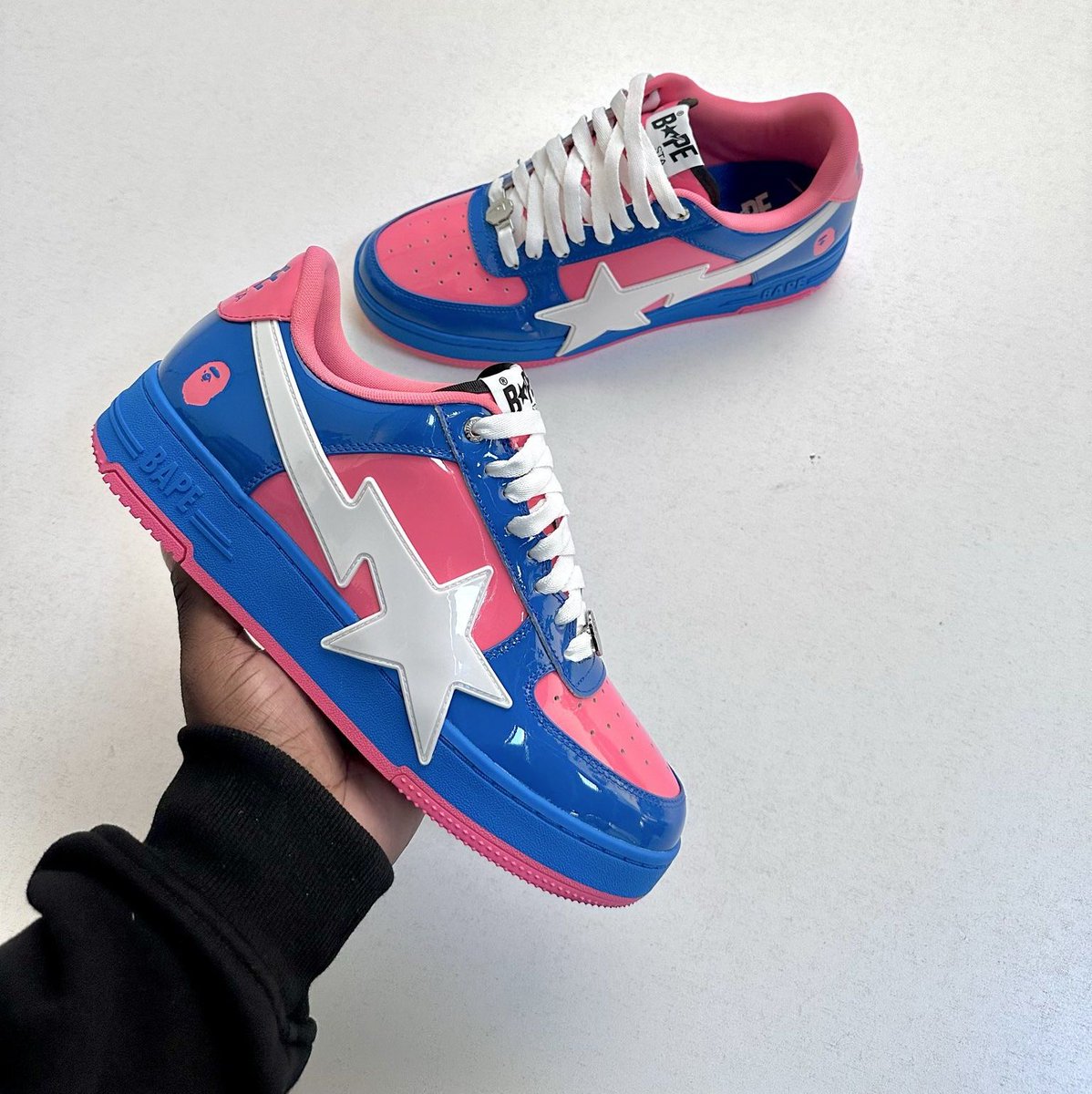 KicksFinder tweet media