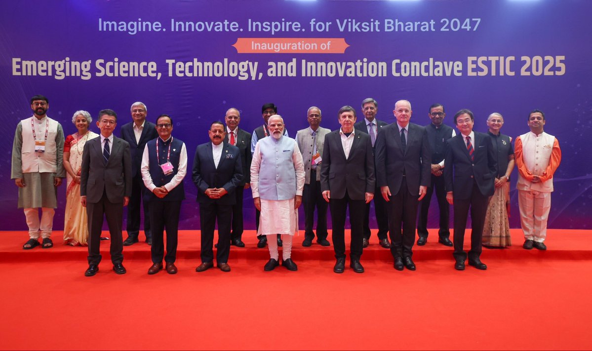 PrinSciAdvOff's tweet image. The Hon&apos;ble Prime Minister, Shri Narendra Modi, inaugurated the Emerging Science, Technology &amp;amp; Innovation Conclave (ESTIC) 2025 at Bharat Mandapam, New Delhi on 3rd Nov 2025.

Prof. Ajay Kumar Sood, Principal Scientific Adviser, delivered opening remarks highlighting S&amp;amp;T as the…