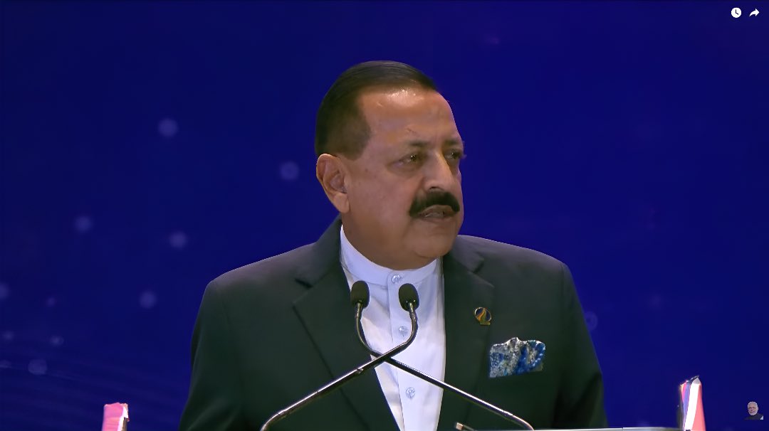 PrinSciAdvOff's tweet image. Union Minister Dr. Jitendra Singh emphasised India’s holistic science &amp;amp; innovation ecosystem — with initiatives like Startup India, Standup India, BioE3 &amp;amp; Deep Ocean Mission and more strengthening linkages from lab to market.

He lauded youth-led innovation from Tier-2 &amp;amp; Tier-3…