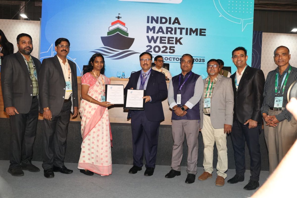 An MoU was signed between Kamarajar Port Limited and RailTel Corporation of India Ltd. for providing ICT and Digital Transformation Services during India Maritime Week 2025 at Mumbai, in the august presence of Hon’ble Minister of Ports, Shipping &amp; Waterways, Shri Sarbananda
