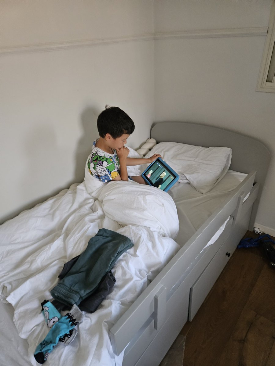 בוקר טוב <a href="/IPFL_FOOTBALL/">מנהלת הליגות לכדורגל</a>
בתמונה ילד בן 6 שרואה את הקבוצה שלו רק בתקצירים
אתם שונאים כדורגל