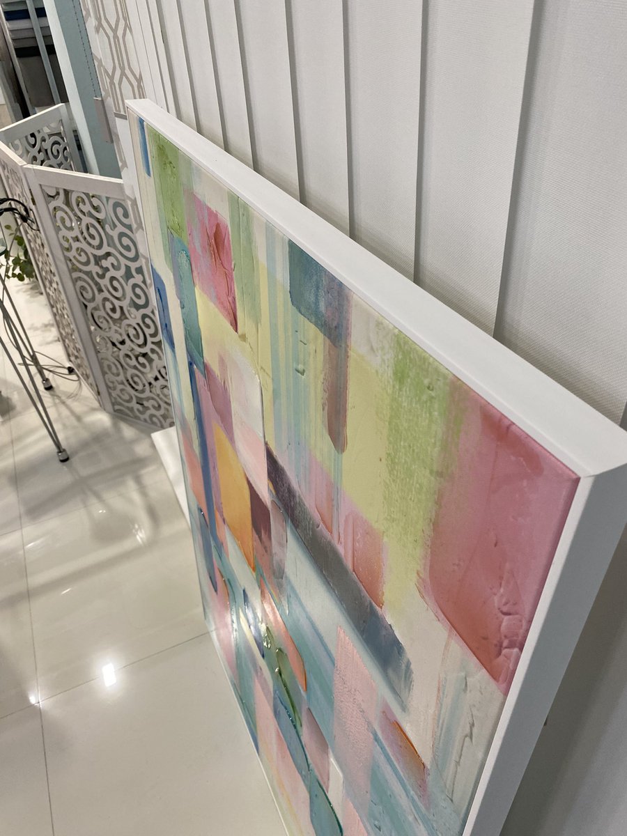 virginiaesber's tweet image. 🆕 ¡La vida con color es más divertida! Me han encantado los lienzos abstractos que nos acaban de llegar. Diferentes tonalidades de color para decorar las paredes con calidez y alegria #120x90cm 119€ . #Arte #Cuadros #decoracióndeinteriores💕 #Lunes #BuenaSemana🎨