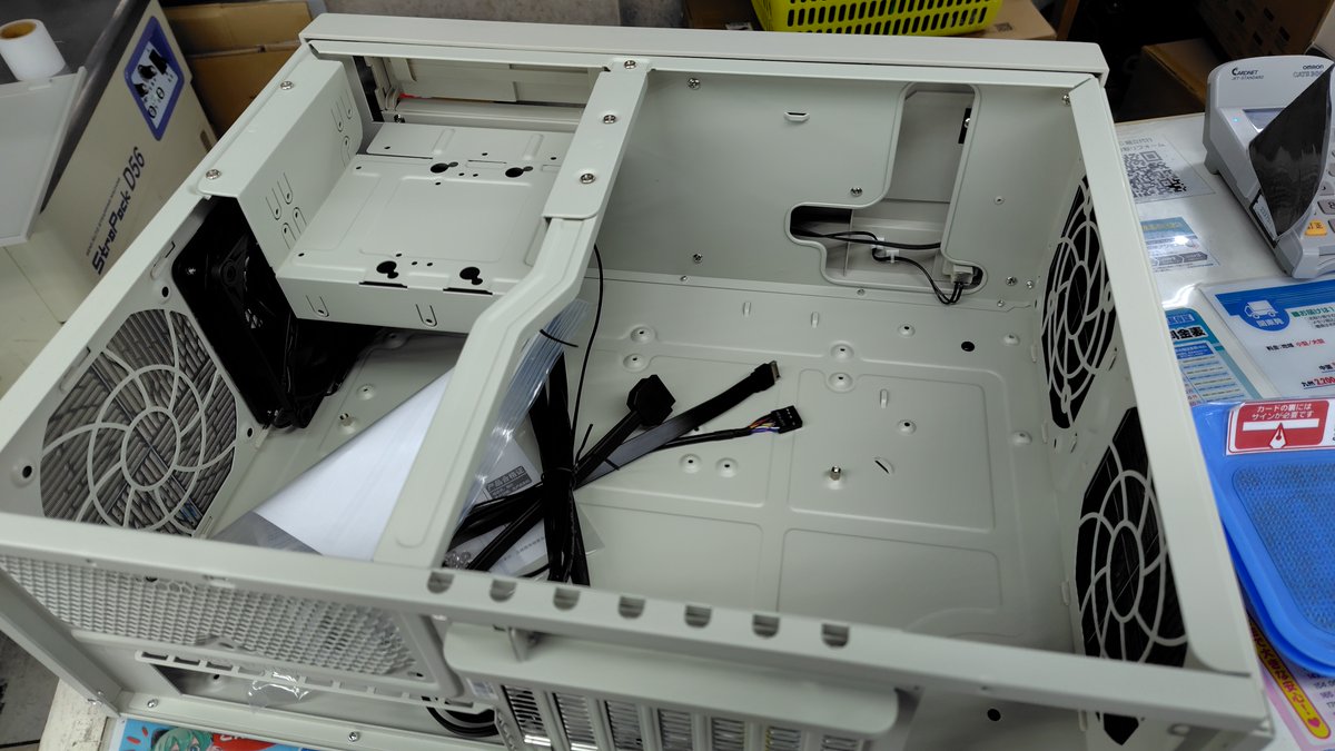 【sososo】パソコン iiyama PC LEVEL-RGB6-LCR98D-VKX-ZETA DIVISION [RGB Build