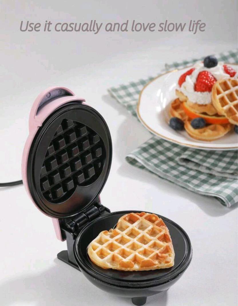 shoplumeluxe's tweet image. Mornings, made a little sweeter ✨

The Pink Heart Mini Waffle Maker turns breakfast into a love language; golden, warm, and perfectly shaped to start your day with a smile.💕 available soon on: shoplumeluxe.com 
#kitchenware #wafflemaker #breakfastinstyle