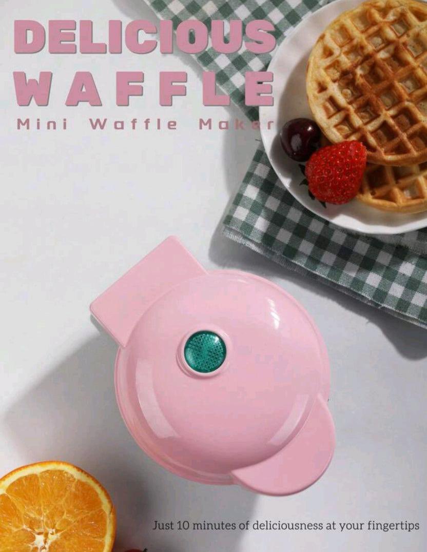shoplumeluxe's tweet image. Mornings, made a little sweeter ✨

The Pink Heart Mini Waffle Maker turns breakfast into a love language; golden, warm, and perfectly shaped to start your day with a smile.💕 available soon on: shoplumeluxe.com 
#kitchenware #wafflemaker #breakfastinstyle