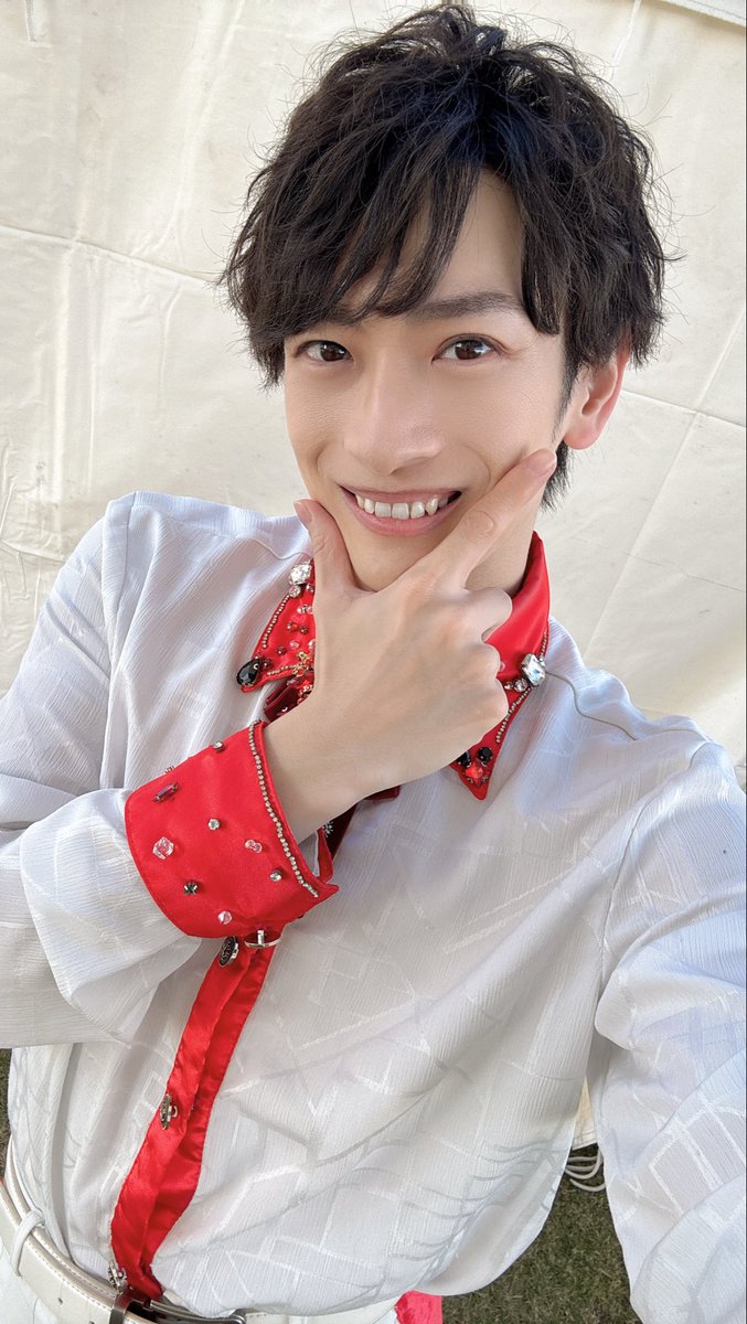 第18回かすみがうら祭

ありがとうございました！

僕の地元で、実際に行ったこともあるお祭りで華MEN組としてライブすることができて本当に嬉しいです。

これからも関わってくださる全ての方に感謝して夢を追い続けます✨

#華MEN組