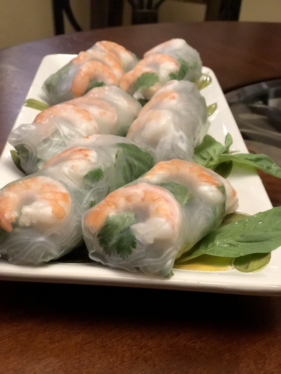 no_code_blue's tweet image. ❌Spot Test Kitchen: Vietnamese Spring Rolls.
Pro Tip: make sure to use Thai Basil, otherwise the taste is off.