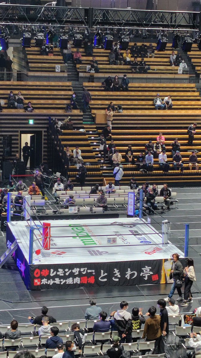 D_a_r_c_i_m_a's tweet image. 大田区総合体育館へやって来ました😁

ハイスピードとワンダーそしてワールド＆ストロングの２冠戦とタイトル戦が目白押しですが、果たしてベルトの移動はあるのか？😅

特に気になるのは鹿島vsボジラの試合は成り立つのかどうか心配だなあwww

今日の熱い試合に向後！期待！！(乞うご期待)

#STARDOM