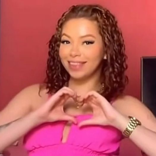 cuxixos's tweet image. 🚨 VEJA: Dada como morta, “Penélope do CV” se pronuncia pela primeira vez no seu perfil do instagram depois da megaoperação no RJ.