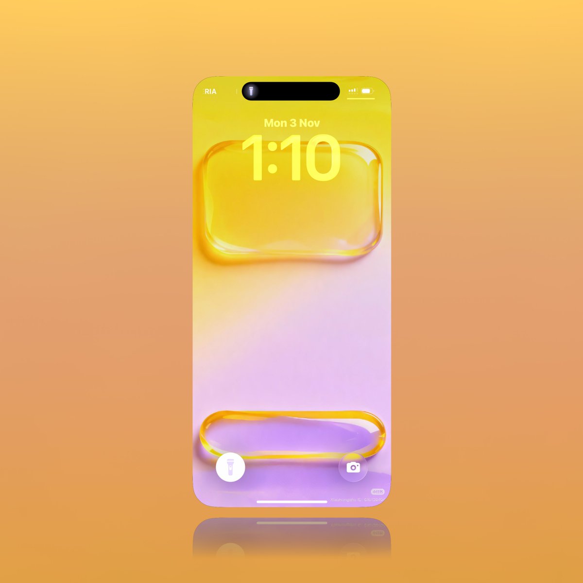 Agnes122001's tweet image. **&quot;Golden hour trapped in glass—time melts into liquid light.&quot;**  
#GlassArt #GoldenGlow #AbstractDesign #iPhoneAesthetic #ArtByAI #Agnes122001