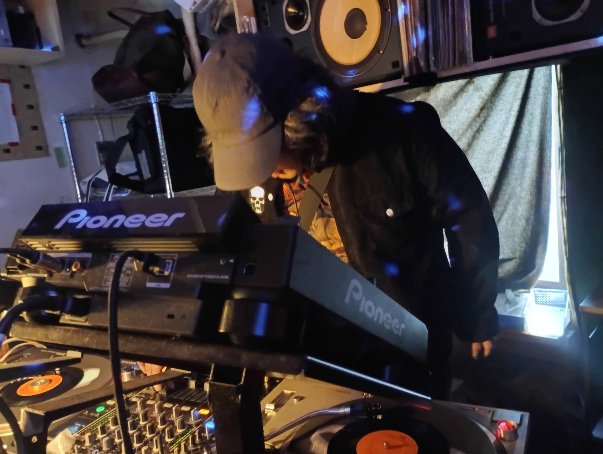 あらnyaんん on X