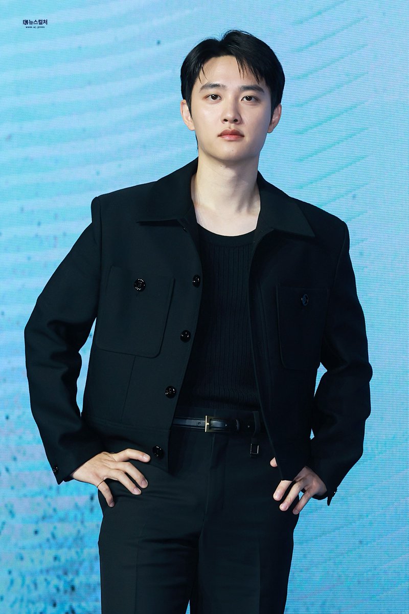purpledoh's tweet photo. 뉴스컬쳐 기자님은 홈마출신이신걸까..? 와우 https://t.co/bIfTwKWtTD