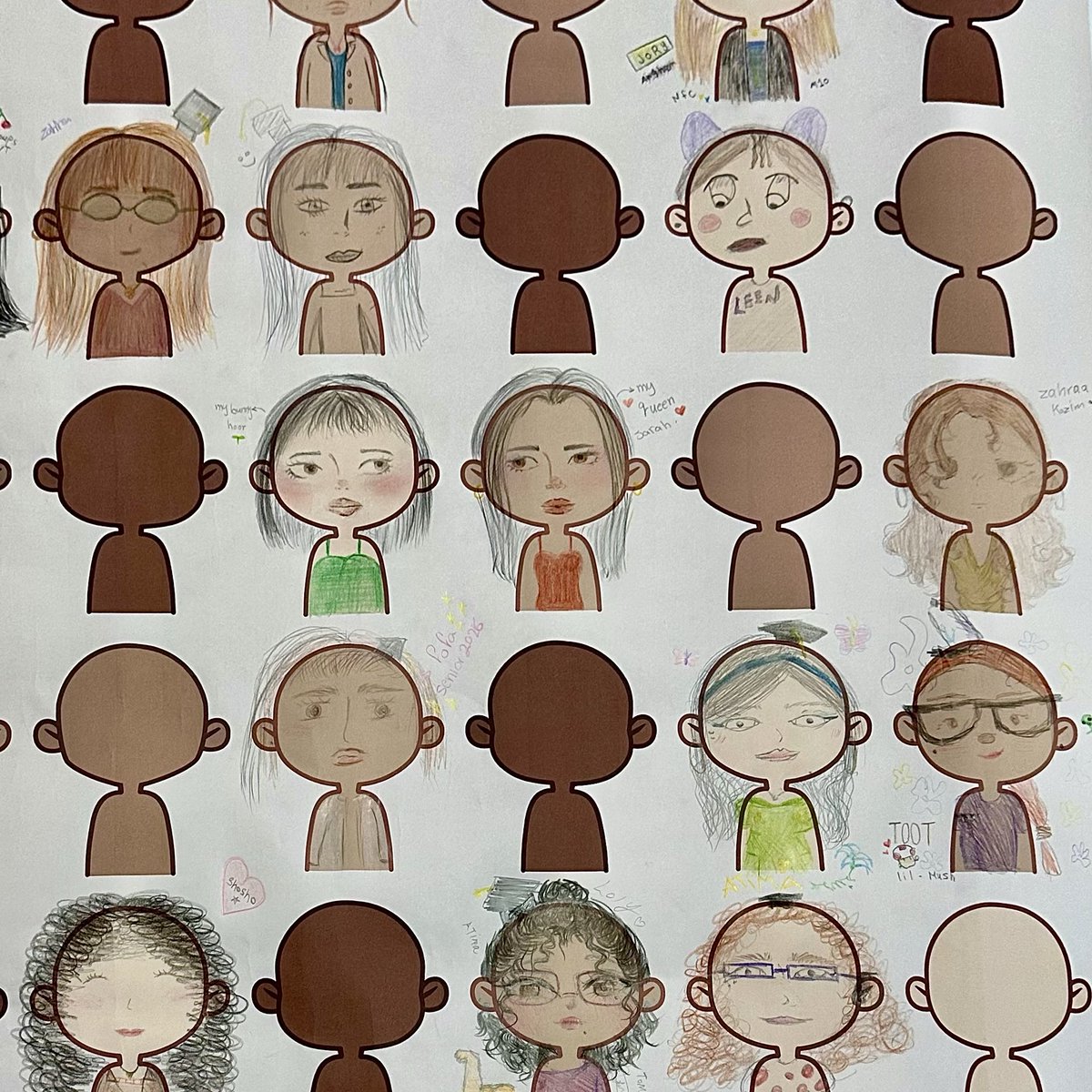 حبينا روح الفن عندكم في فعاليـة #ارسمي_صديقتك… إبداع يلتقي بالصداقة🎨🤩!