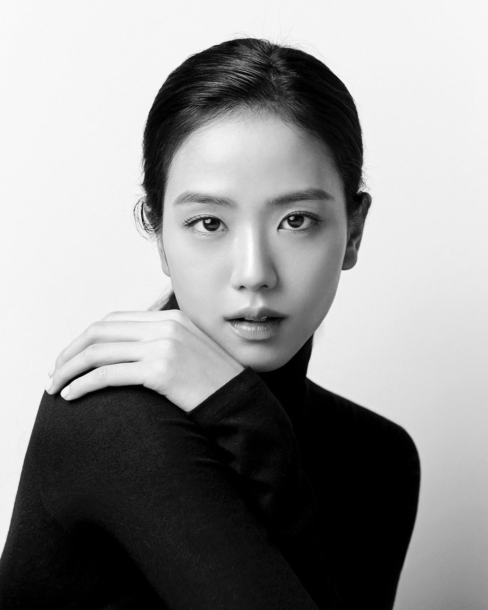 #JISOO is listed as one of the outstanding young leaders on the ‘Asia-Pacific Leaders Under 30 in 2025’ by the Asia-Pacific Entrepreneurs Association (APEA).