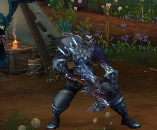 xxCrowsingerxx's tweet photo. The lovely Ravenguard being classed as a bow always leads to interesting animations. https://t.co/AWsFNLIuJh
