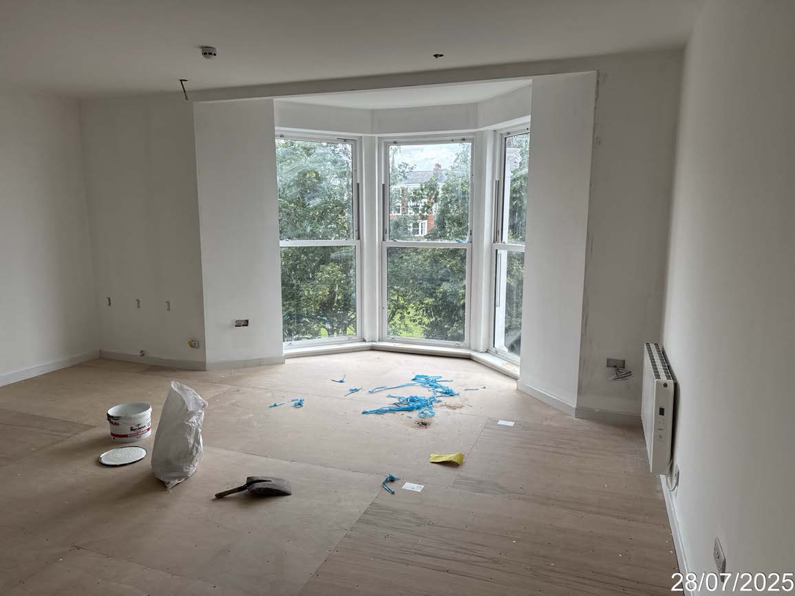 Crowdstacker's tweet image. Kitchens are in. Decorating is nearly done. Just flooring, final fix and snagging left before this renovation project in Scarborough, funded by Crowdstacker members, is ready to rent! Find out more on our blog.  ow.ly/LjzL50XjHCV