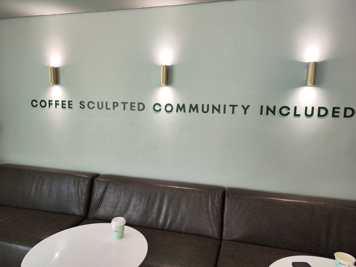 JoeyK_EDA's tweet image. Enterprise Road is where all the Action Is in HRE these days.

A new addition opened this morning.

South African 🇿🇦☕️ Coffee Chain, PLATO.

Joins Mozambik and LA PARADA on Enterprise Road.

Group of companies is growing.