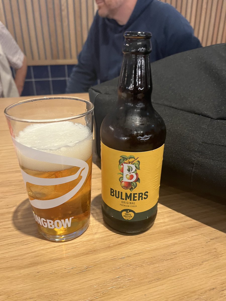 Airport pint ….avoiding Guinness for now as there’s an Irish bar in the hotel 🙌