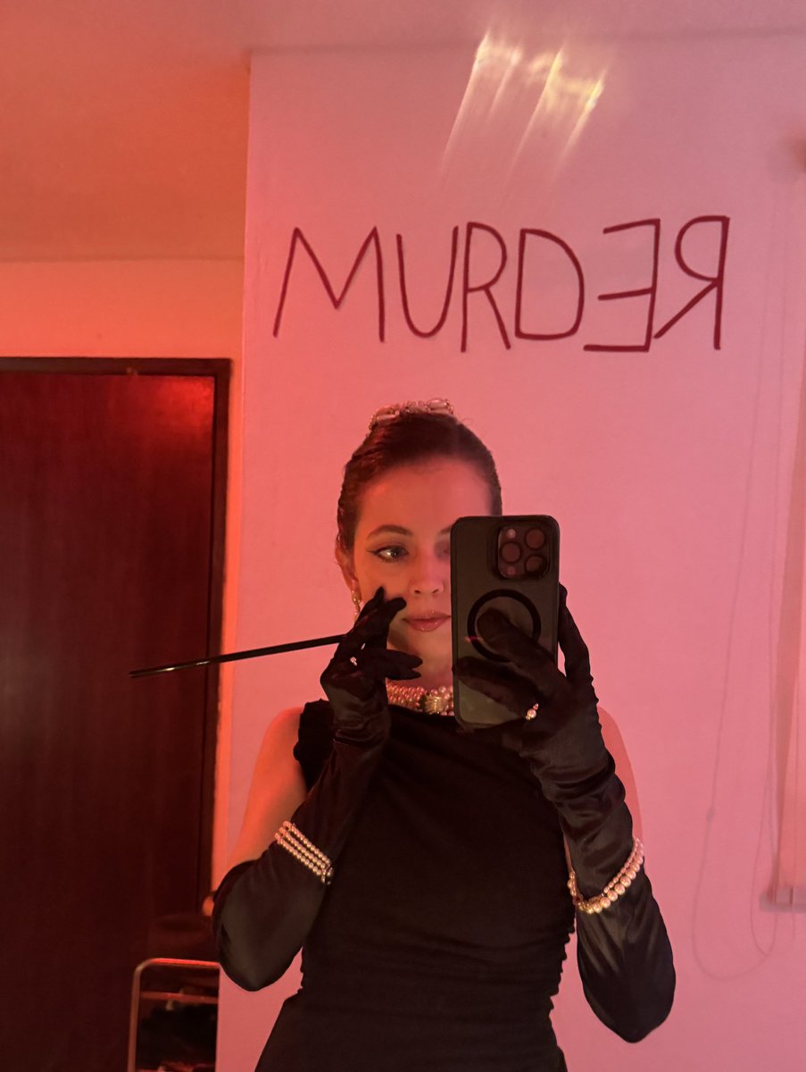 Kelly R. tweet media