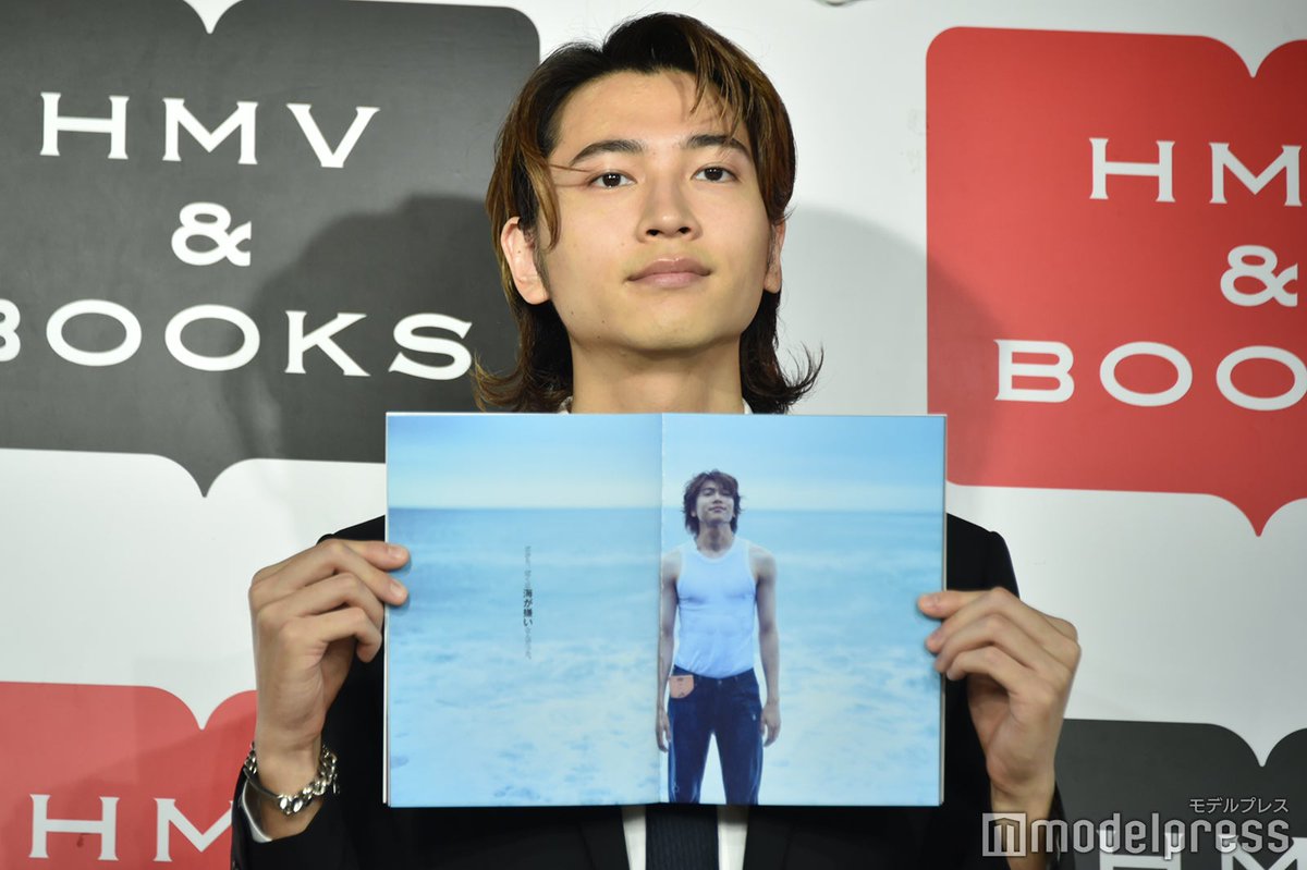 「庄司浩平写真集 だから、ぼくは」
誕生日をサプライズ祝福される❤️
mdpr.jp/news/4673173

🎂「顔面にこう…」お茶目な姿も
✨️ドヤ顔でお気に入りのページ見せる

#庄司浩平写真集 <a href="/shoji_kohei/">庄司浩平</a> <a href="/shojikohei_pb/">「庄司浩平カレンダー 2026.04-2027.03 公式【3/30発売！】</a>