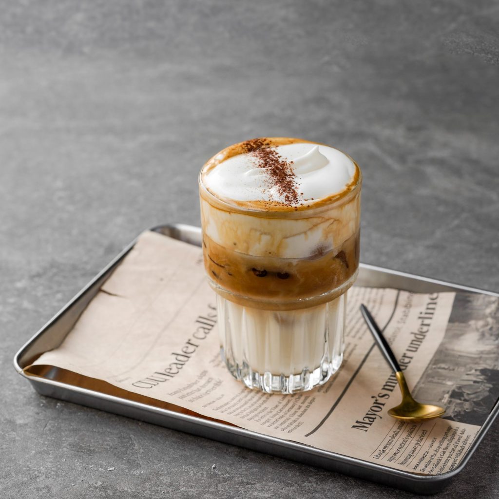 MeowCrypto2k's tweet image. GM cả nhà🌞Sáng nay rãnh đi làm tí Cà phê hihi😊

@dango  – blockchain hiệu suất cao, minh bạch và đáng tin cậy!
Không chạy theo trào lưu “hype TPS”, Dango chọn hướng thực chất hơn:
⚙️ Xây dựng bằng Grug Engine trên Tendermint
⚡ 0.5s block time, 2000 TPS thực tế
🛡️…