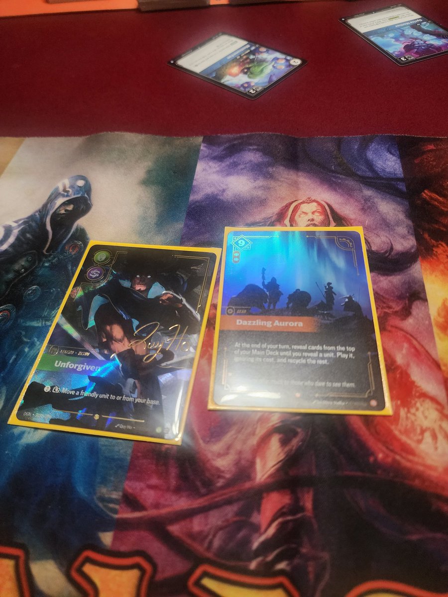 Ant_Hs's tweet image. In 4 boxes of Riftbound I have opened more signatures than Sprite Mother's