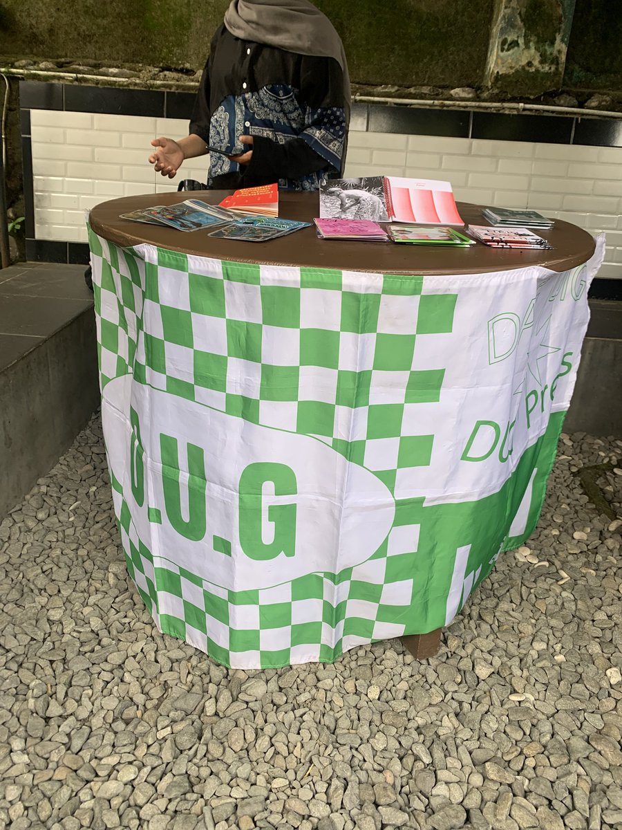 Sludgefuzzion's tweet image. Un cordial saludo🫡