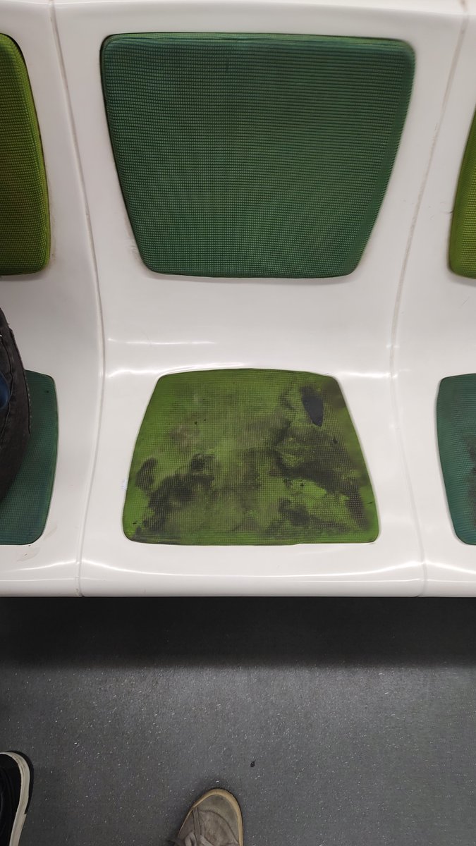 apologiadelonce's tweet image. Me gusta viajar parado.