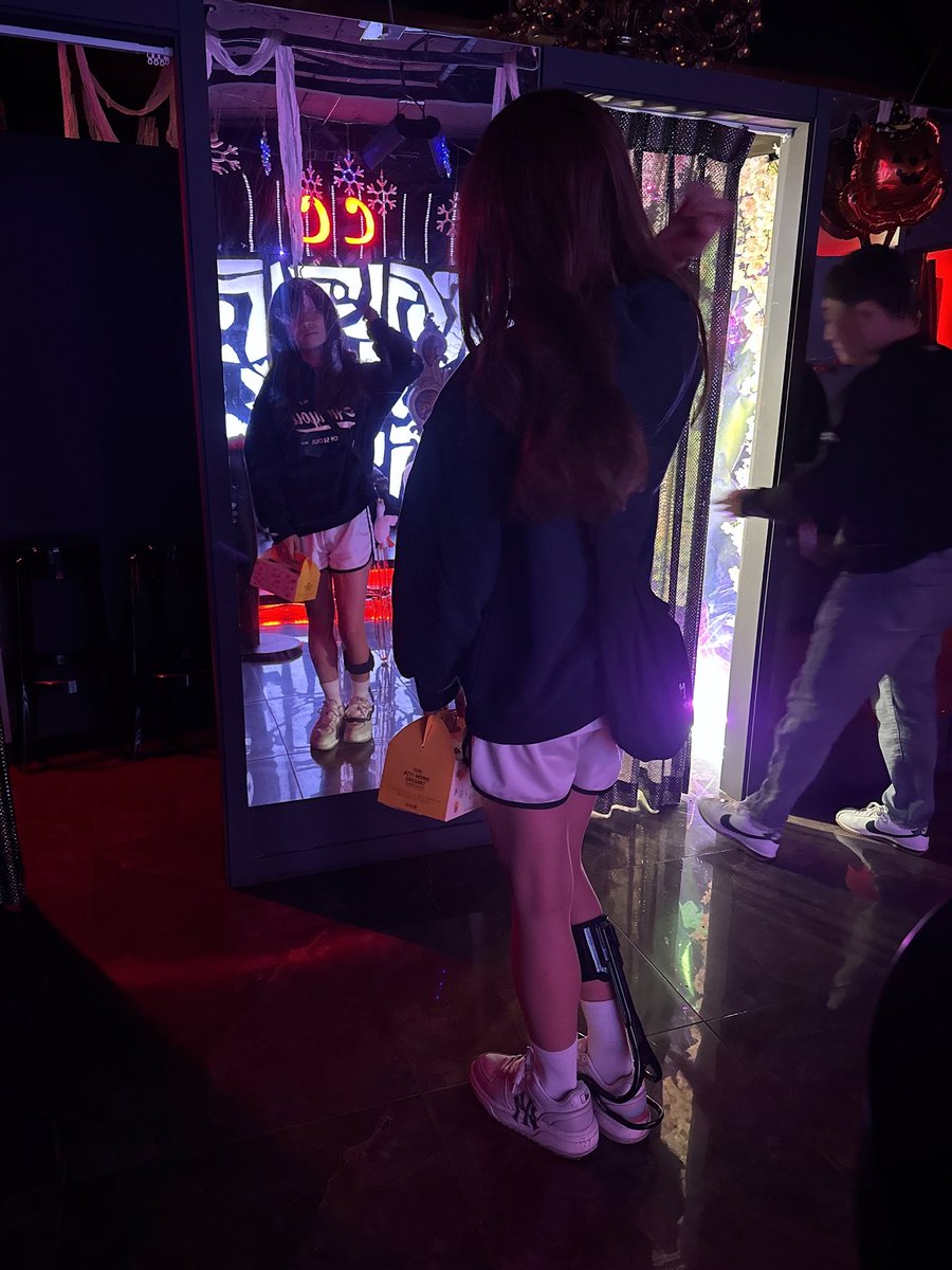 mozipeach's tweet image. 레드페퍼 포토존에서 살게해줘요 !!
기여운 모찌모찌~~

@_CCBOT_ 
#시디 #오토코노코 #보추