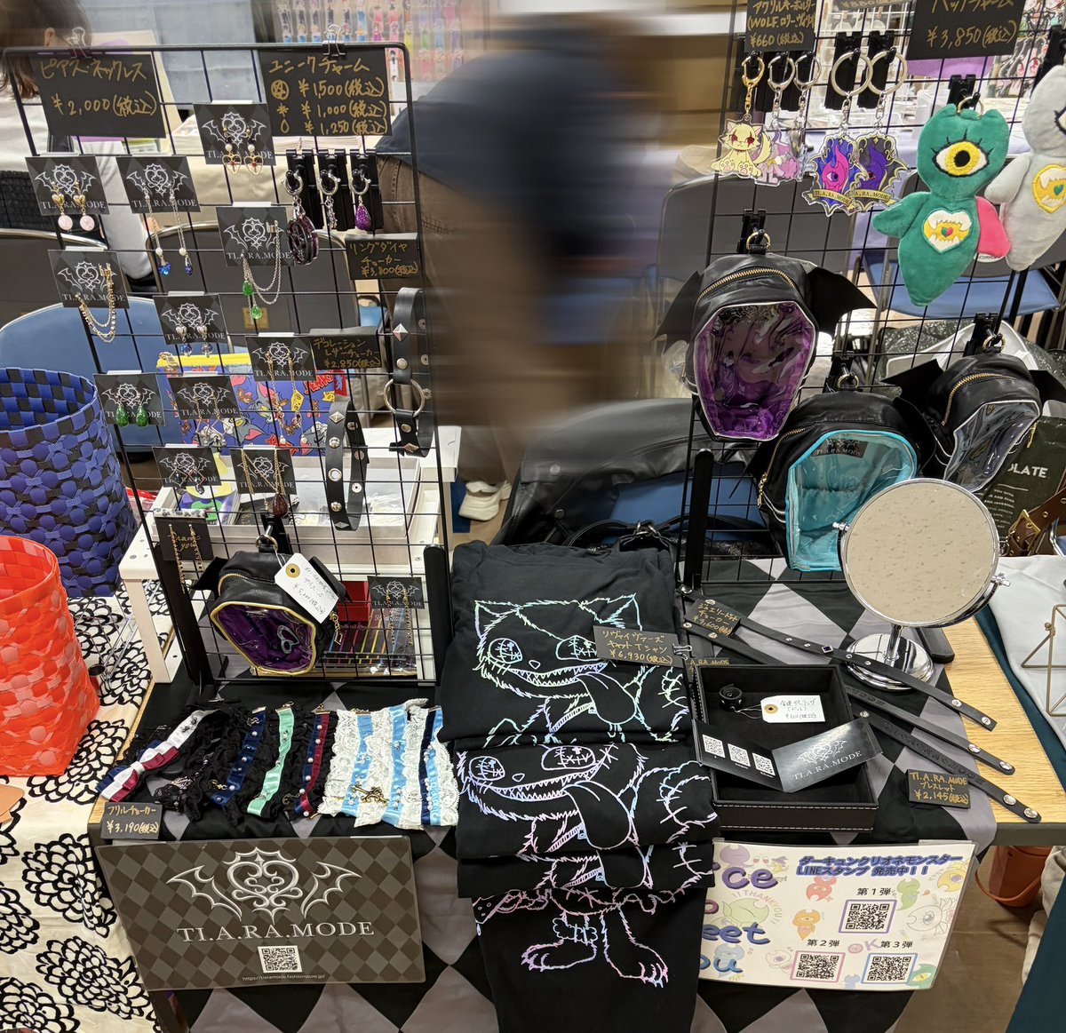 おはようございます☀️
静岡コミックライブ設営完了しました！！
1日よろしくお願いいたします✨️
#静コミ