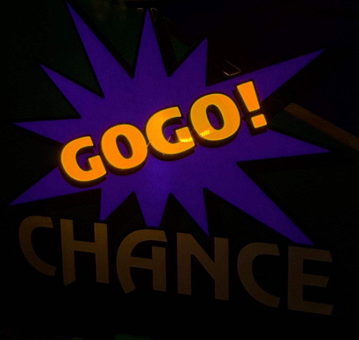 おはようございます☀

今日はエムディー目黒の周年へ🎂

抽選500オーバーの中、341番...

抜け番が多数あって何とかハッピーには座れました

おはっぺ🐿️✨