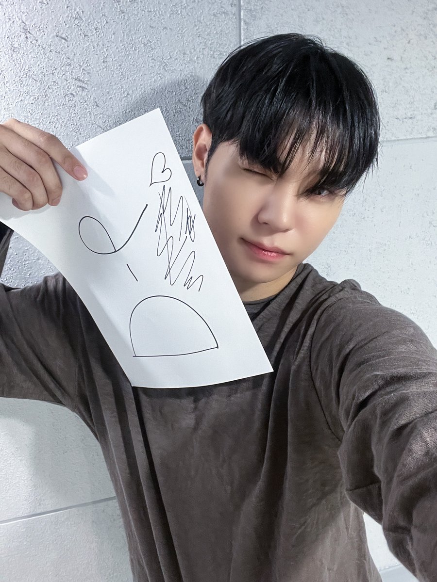 #𝐁𝐋𝐈𝐓𝐙𝐄𝐑𝐒 SPECIAL LIVE EVENT IN JAPAN EPISODE
＼📣D-6 ／

11/14(金) 19:00

11/15(土),16(日)
①15:00/②19:00

📍東京 #FCLIVE_TOKYO_HALL

撮影可能団体ハイタッチ会付きVIPチケットも🎫
ご予約はこちら🔗ti-ma.jp/shop/event.php…

#블리처스 #ブリチャーズ #JINHWA #진화 #ジナ