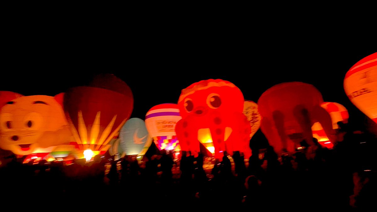 AkillerModeling's tweet image. 今年もバルーンフェスタに。
安定の感動😊
毎年見てるのに飽きないし、また行きたいと思うイベント。

プレリュード実車見れたのもよかった‼️

#ガンプラジオ
#佐賀インターナショナルバルーンフェスタ