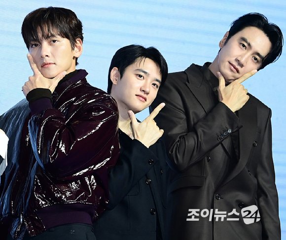 SooSimply_'s tweet photo. their poses
GOOD                         EVIL                     BAD https://t.co/AfCMJUmaus