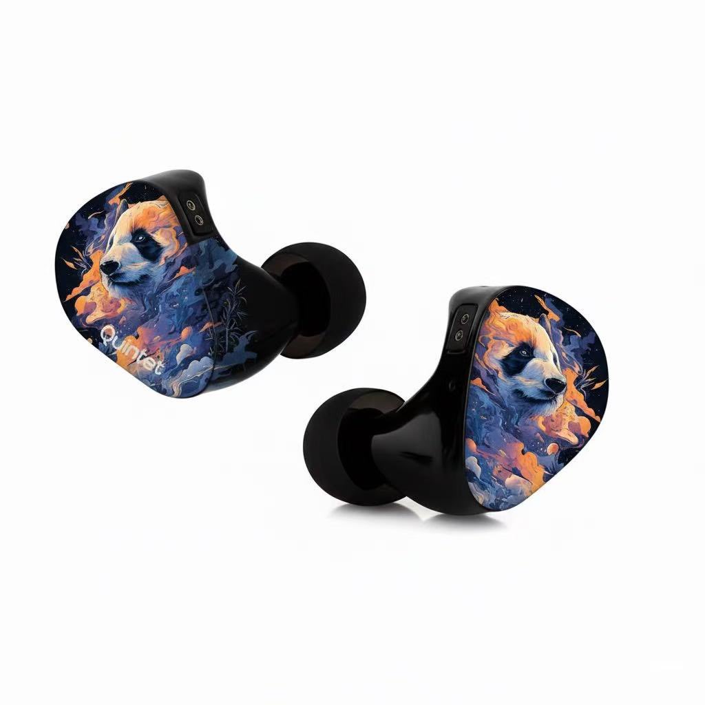 Linsoul_JP's tweet image. 🎉#KiwiEars Quintet 日本限定モデル登場予定🎧

ツネさん(@musitsune)とのスペシャルコラボ✨

3種類のデザインの中から推しを選ぼう💖

①このポストをリポスト＆推しデザインをコメント
②@Linsoul_JP をフォロー

抽選で1名様に日本限定モデルをプレゼント🎁
#KiwiEars #Linsoul #ツネコラボ