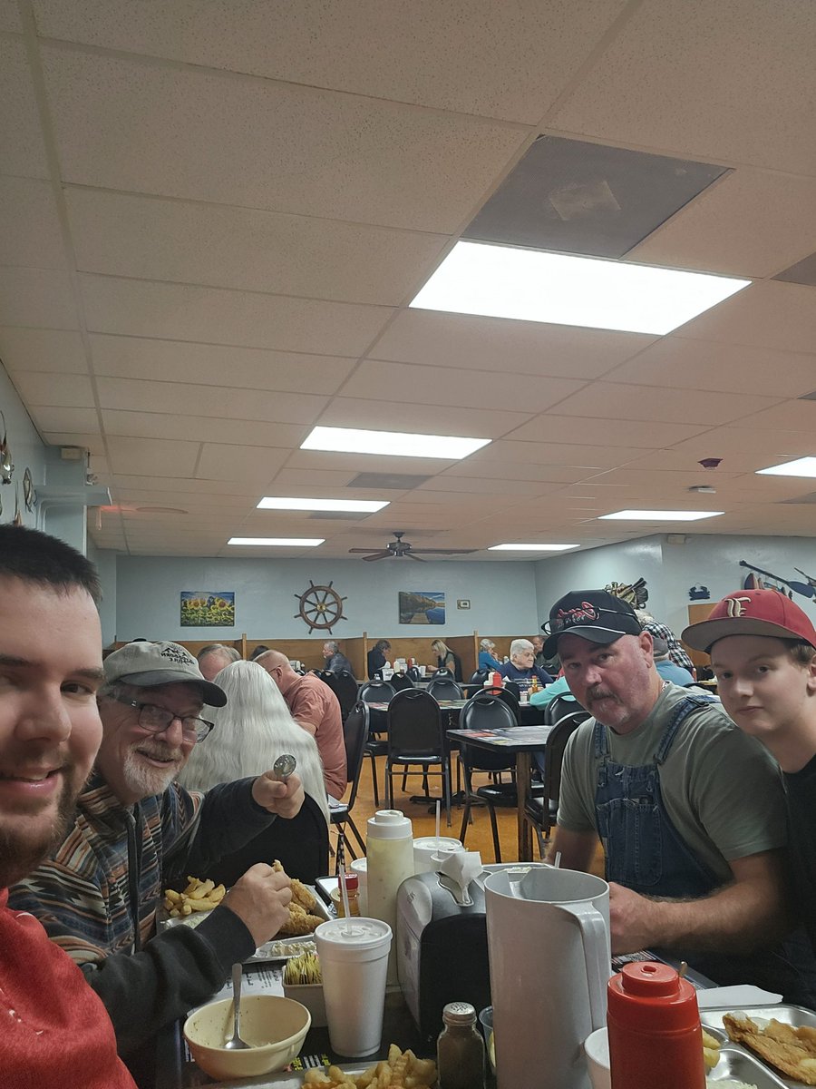 RadioLHS's tweet image. Thank you to everyone who watched Landrum Cardinals Football on Upstate Prep-Cast this season!  

Please read our thank you letter below and see scenes from our broadcasts.  

Check out our YouTube Channel and subscribe at youtube.com/@lhsonupc

See you next year!