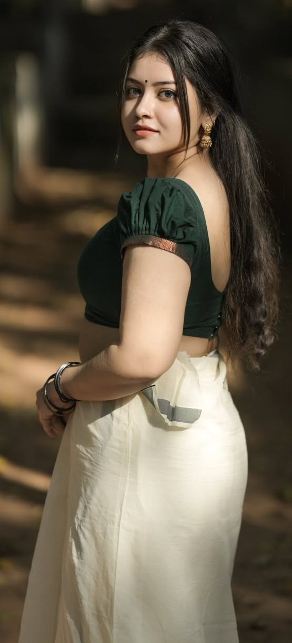 G4zFEmrbsAAf3HH?format=jpg&name=large