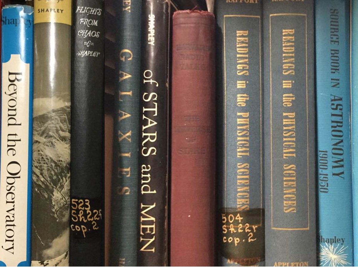 PalmeriJoAnn's tweet image. #SpecialCollections Image-A-Day📚✨
Shelf of books by Harlow Shapley (born 2 Nov 1885) in the #HistSci Collections @OU_Libraries #HistAstro #StarStuff #CosmicEvolution #ScienceAndReligion #PopularScience #SciEdu #astronomy #OTD