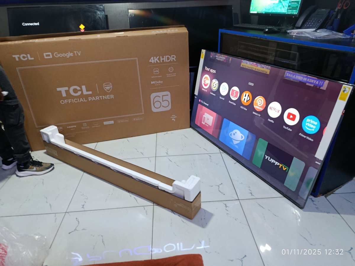 ProTech_Kenya's tweet image. 😂😂😂😂
You can always say it came pre Installed 😂

Courtesy: @ drip_nirvana